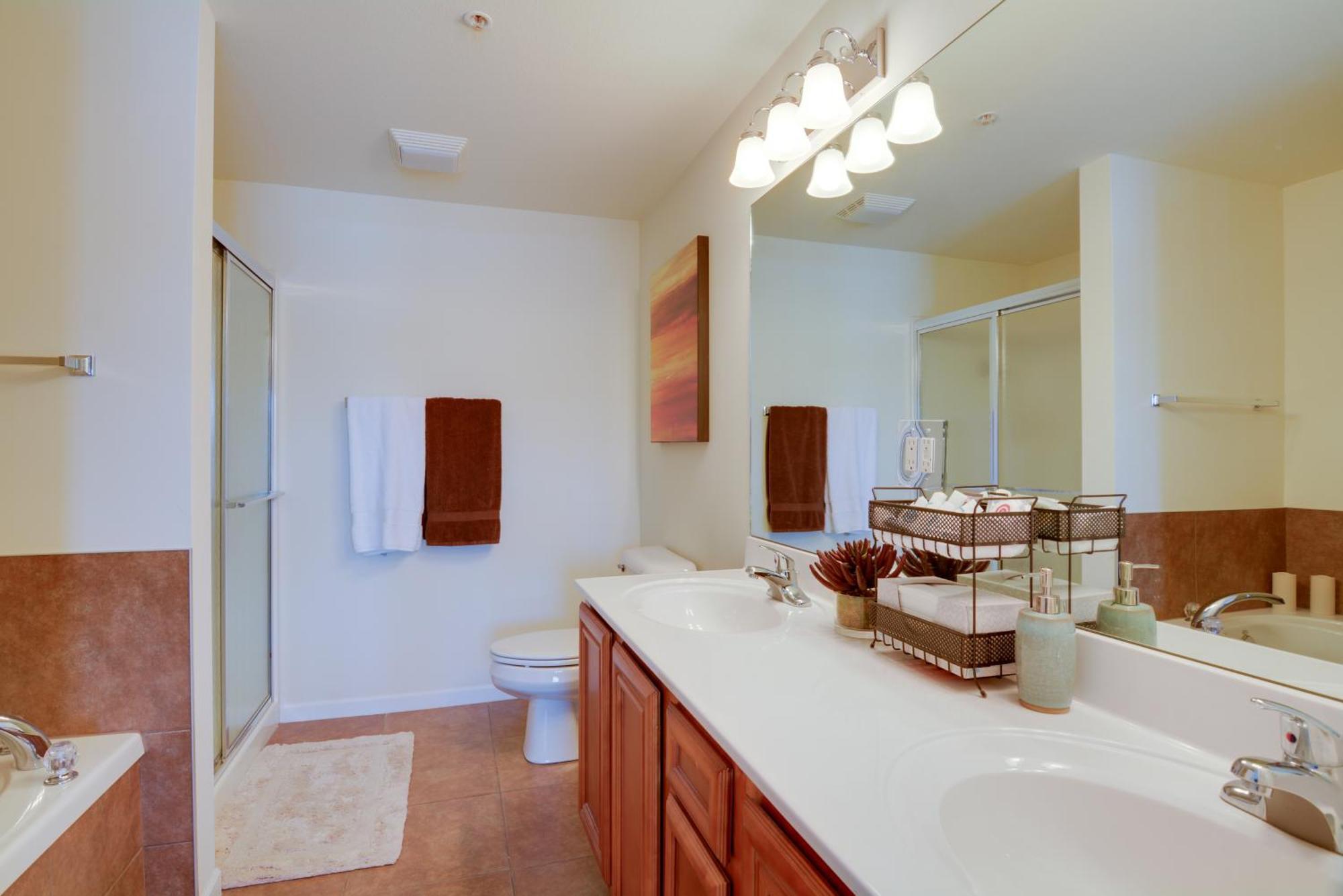 Lakefront Osage Beach Condo With Pool And Water Views! Dış mekan fotoğraf