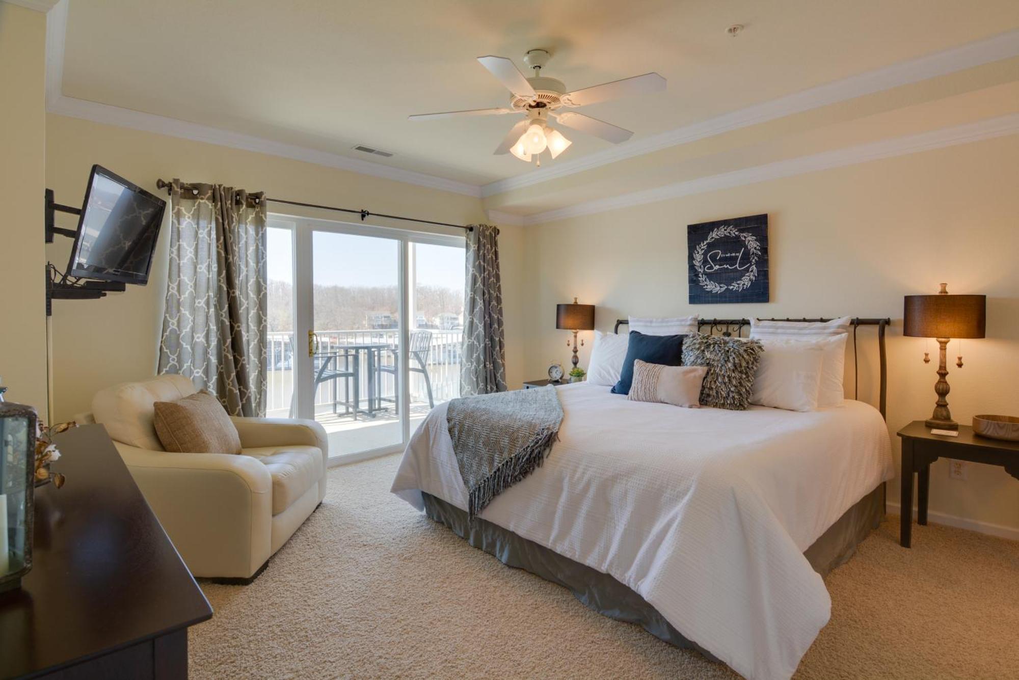 Lakefront Osage Beach Condo With Pool And Water Views! Dış mekan fotoğraf